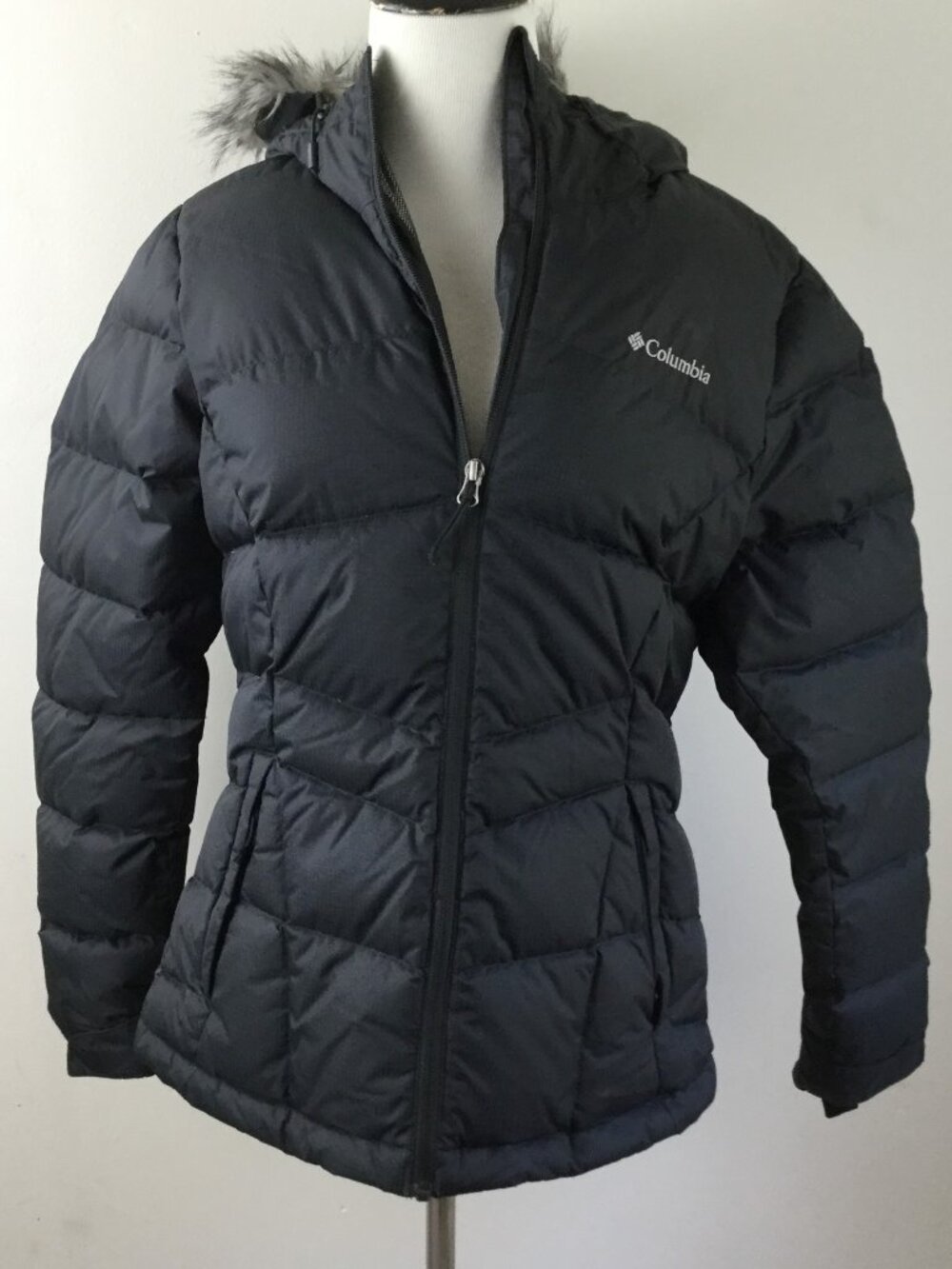 Columbia Faux Fur Hooded Jacket m